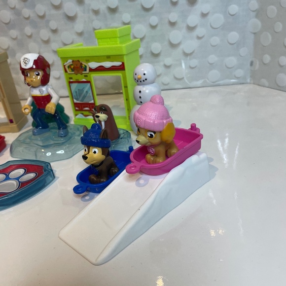 Paw Patrol Advent ❄️🛷Calendar Playset (used - 2019) - Picture 10 of 10